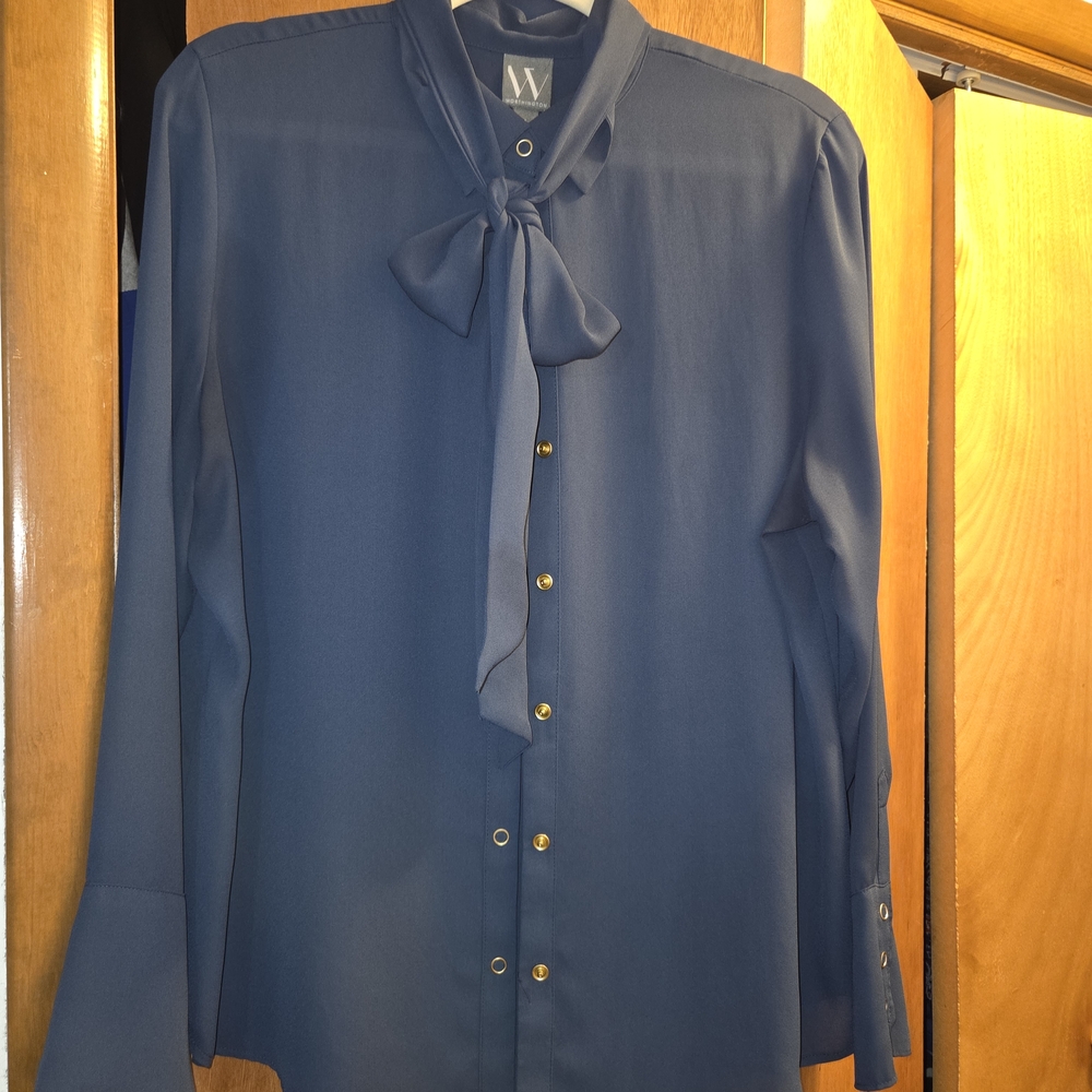 Worthington Blue Dress Shirt with Elegant Tie